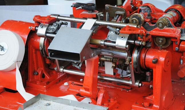 异步电机与同步电机对比分析（选购前必读）