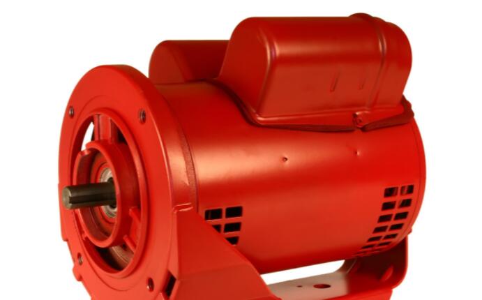 4级电机和8级电机哪个价格更高？