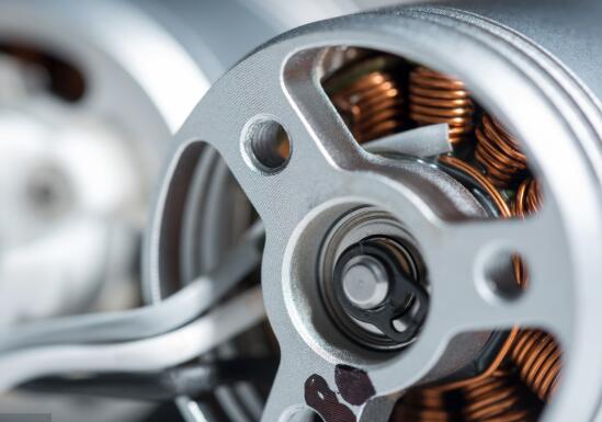 三相异步电机结构，详解三相异步电机的构造原理